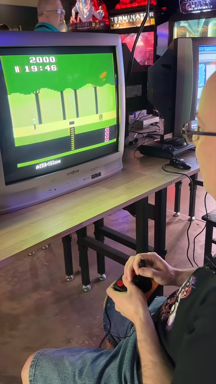 How to beat Pitfall w/The 8-Bit Guy!